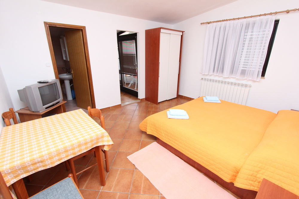 Apartments Romano Rovigno Esterno foto
