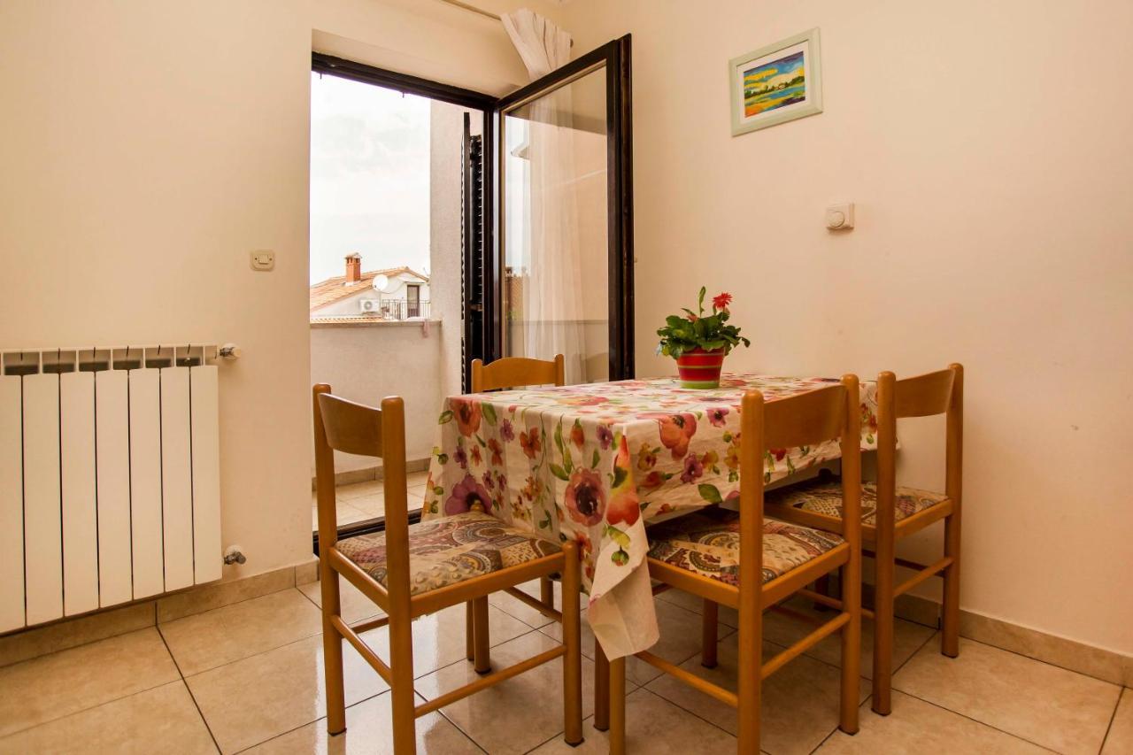 Apartments Romano Rovigno Esterno foto