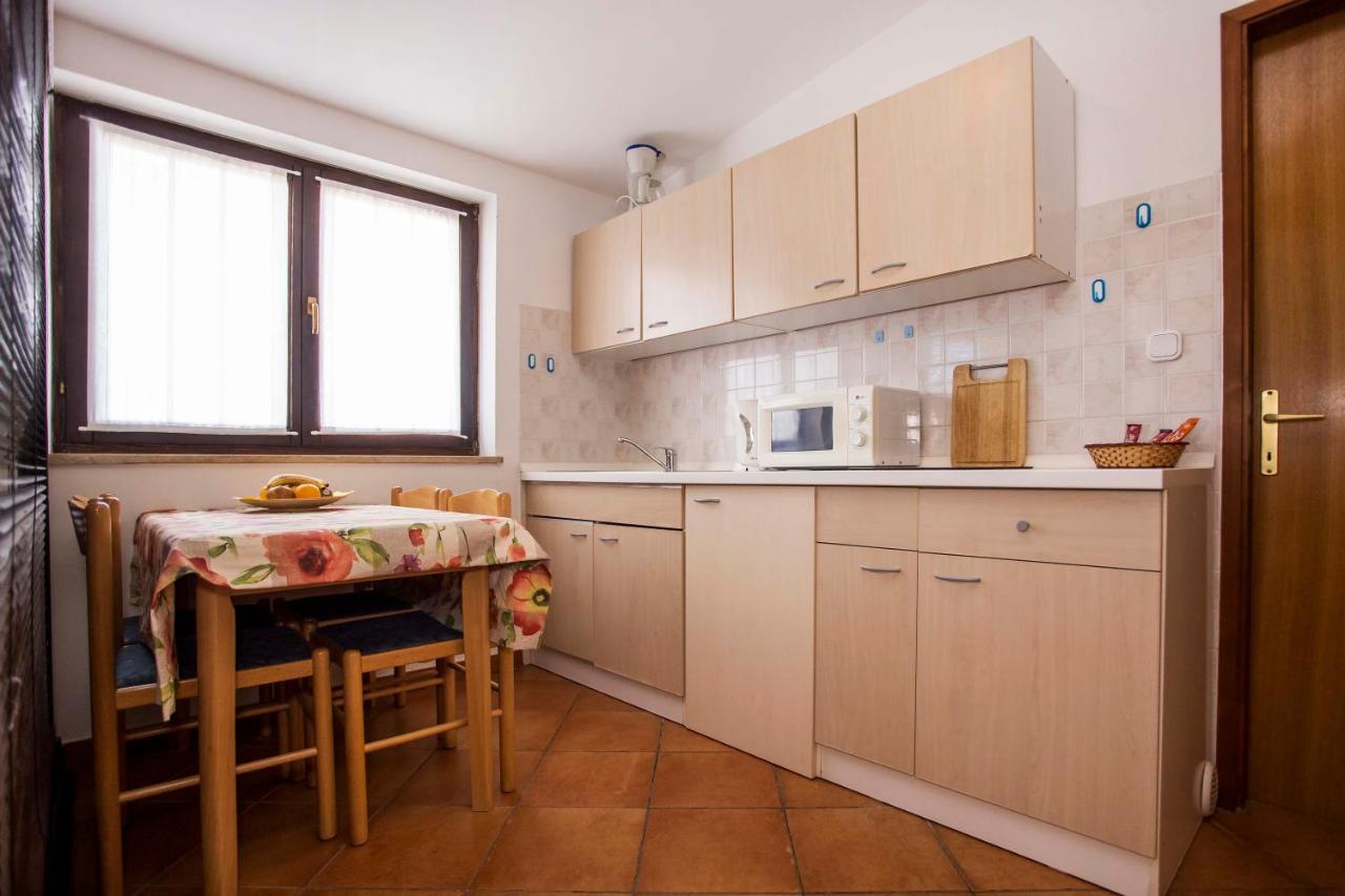 Apartments Romano Rovigno Esterno foto