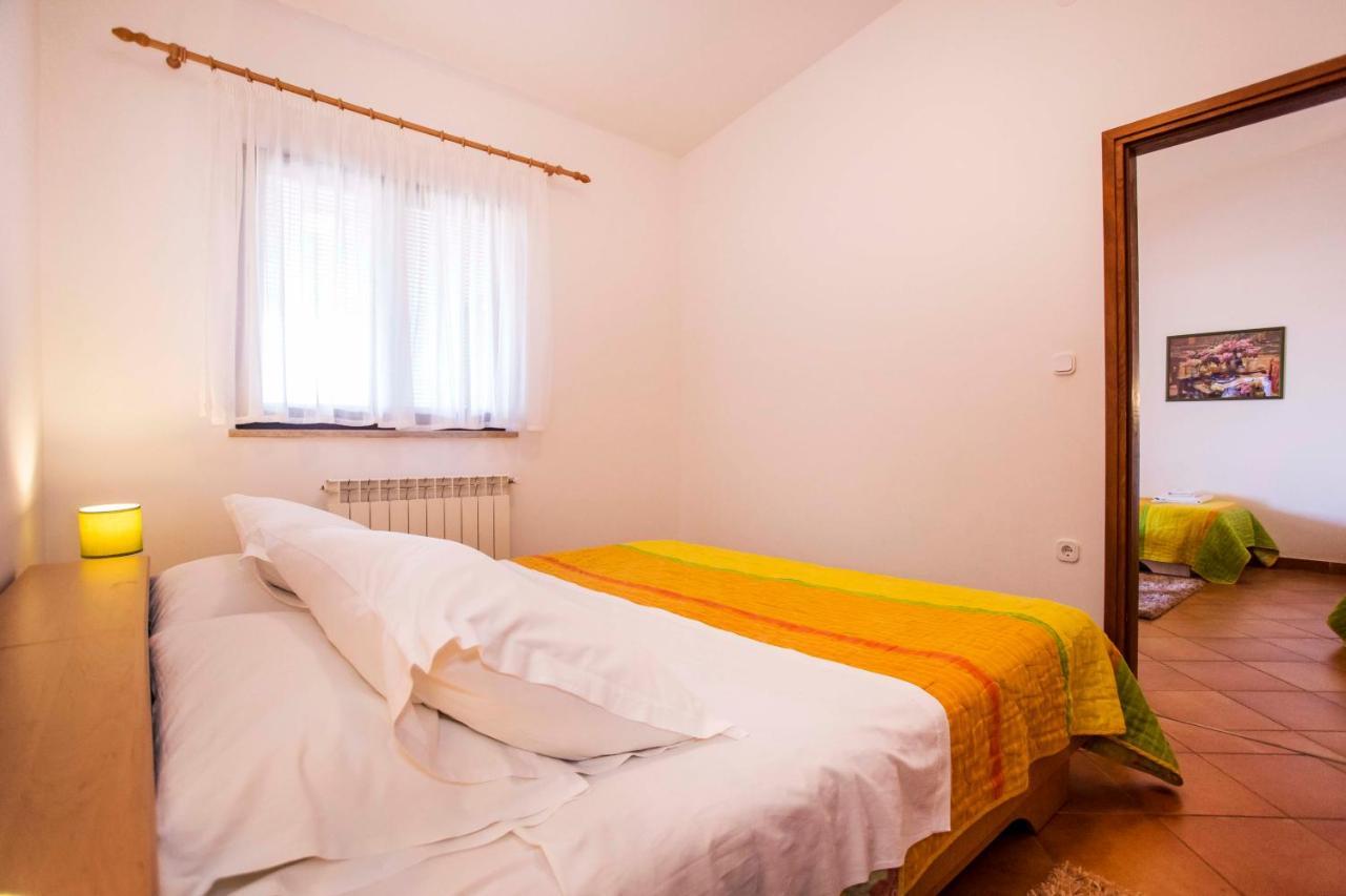 Apartments Romano Rovigno Esterno foto